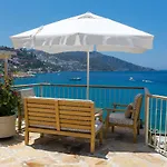 Pier House 5*