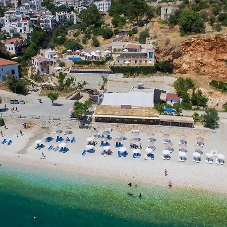 Pier House 5*