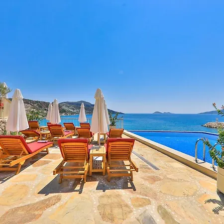 Pier House Hotel 5*