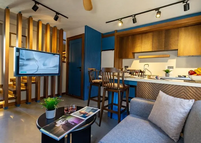 Pier House Hotel 5*