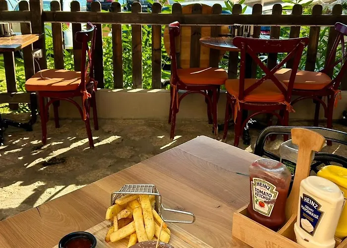 Hotel Pier House 5*