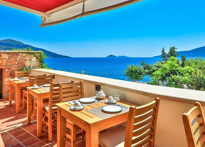 Hotel Pier House