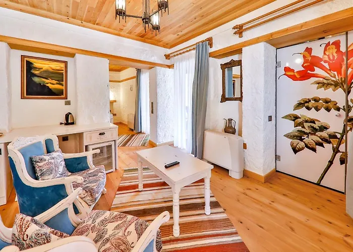 Pier House Hotel 5*