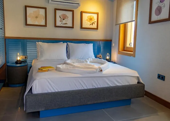 Hotel Pier House