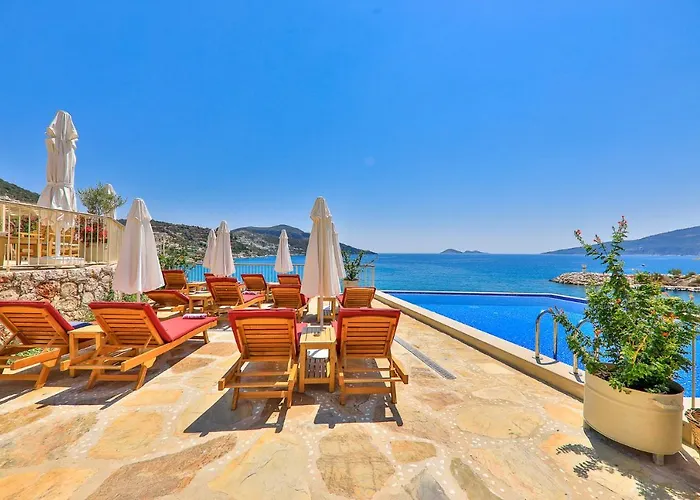 Pier House Hotel 5*