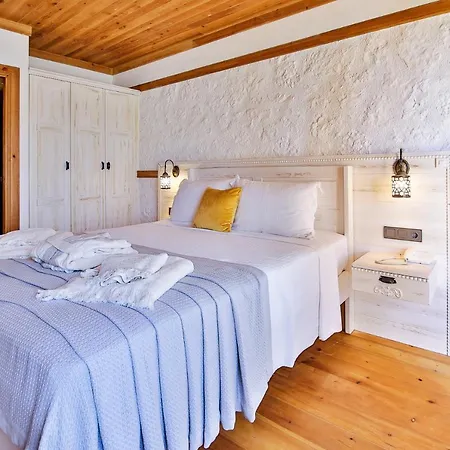 فندق Pier House 5*