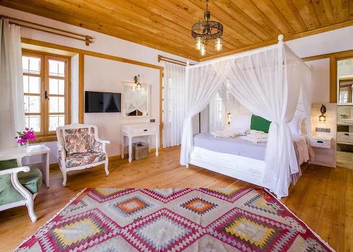 Pier House 5* Kalkan